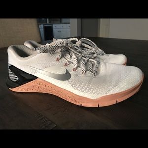 Women’s Nike Metcon Black, White and Pink size 7.5